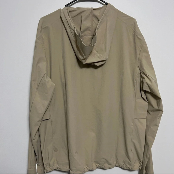 🆕 Lululemon Stretch Cargo Jacket - Trench - Picture 6 of 9